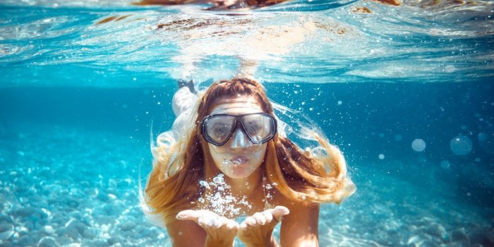 Cheveux : 7 erreurs fréquentes à la plage