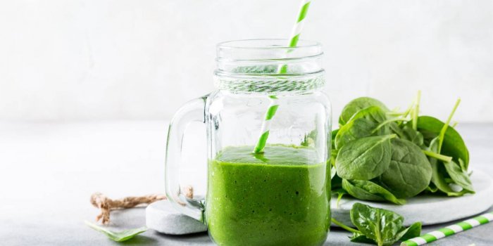 JeÃ»ne intermittent : une adepte partage ses 5 boissons dÃ©tox du soir