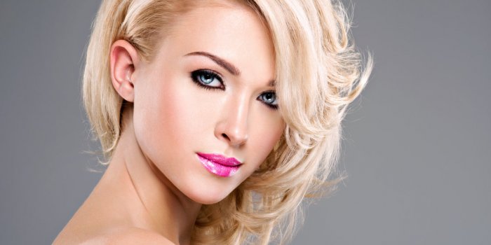 Cheveux : 7 coiffures qui vous rajeunissent