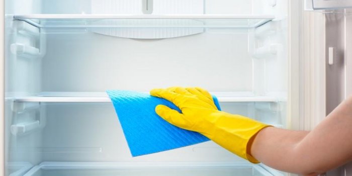 8 astuces pour retirer les mauvaises odeurs de votre frigo