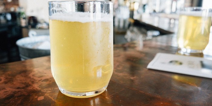 8 boissons pour sâhydrater sans grossir