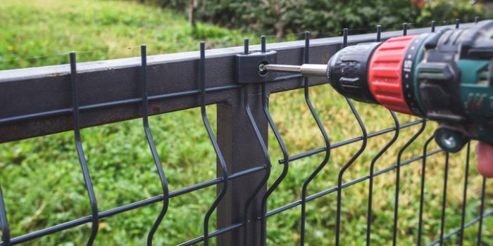 15 astuces pour repousser les tiques dans votre jardin