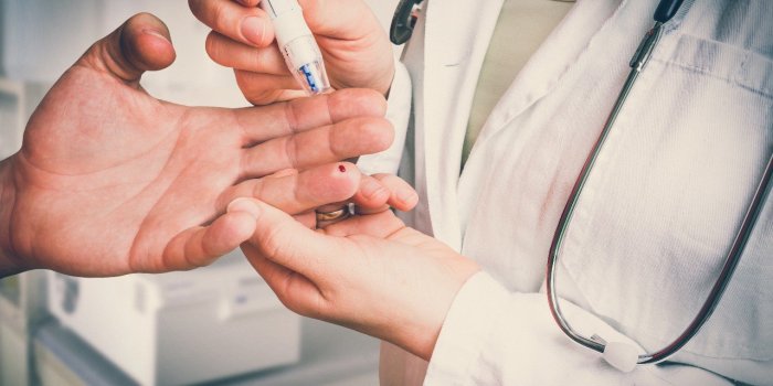 La liste noire des 93 mÃ©dicaments Ã  Ã©viter en 2021 selon la revue Prescrire
