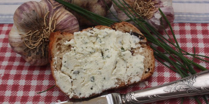 Minceur : quels fromages des salades dâété sont les plus caloriques ?