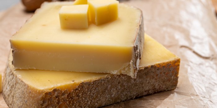 Minceur : quels fromages des salades dâété sont les plus caloriques ?