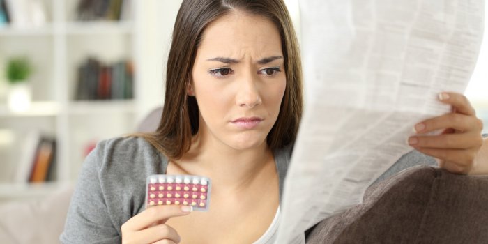 Quels sont les causes d'une thrombose veineuse profonde ou phlÃ©bite ?