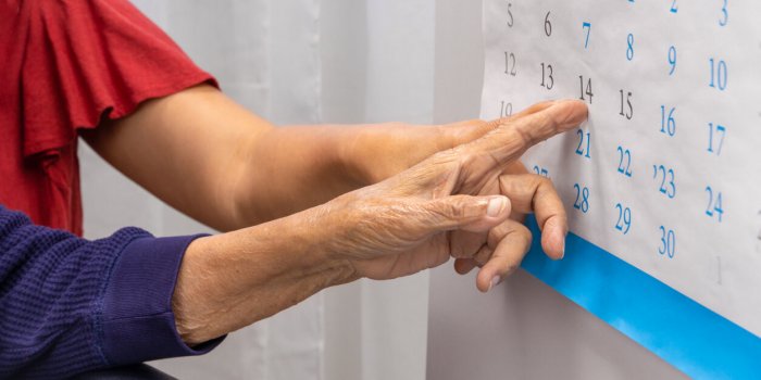 DÃ©but d'Alzheimer ou vieillissement naturel : comment faire la diffÃ©rence ?