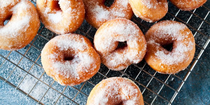 7 aliments cancérigènes que vous mangez tout l'été