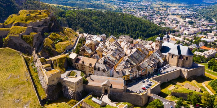Covid-19 : les 14 départements où les hôpitaux sont les plus chargés