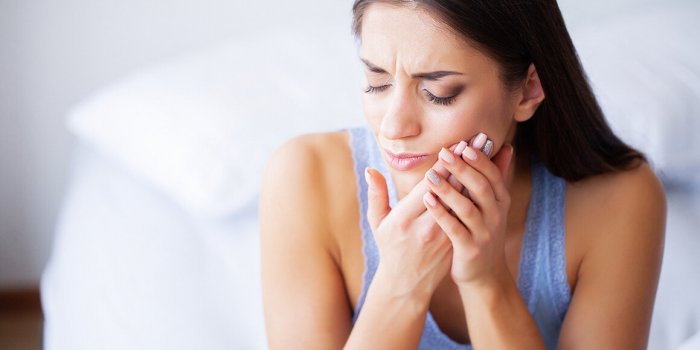 Maux de dents : 6 bons gestes qui soulagent la douleur (en attendant de voir son dentiste)