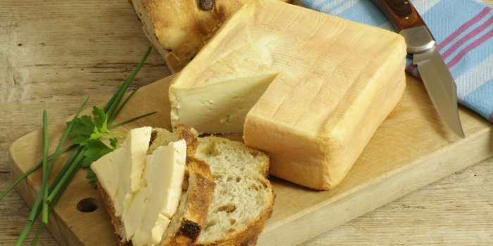 Salmonelle, Listeria : quels sont les fromages les plus risqués ?