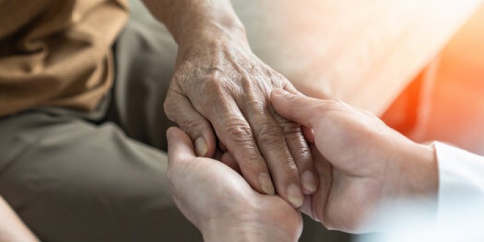 Déclin cognitif : voici les symptômes qui doivent vous alerter (et vous êtes nombreux)