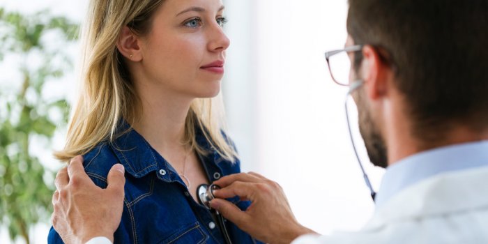 Santé cardiovasculaire des femmes : un médecin décrypte 6 idées reçues