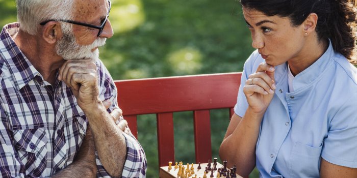 Huit jeux simples et gratuits pour stimuler la mémoire à la maison