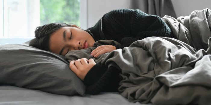 Les pouvoirs insoupçonnés de votre salive selon un dentiste