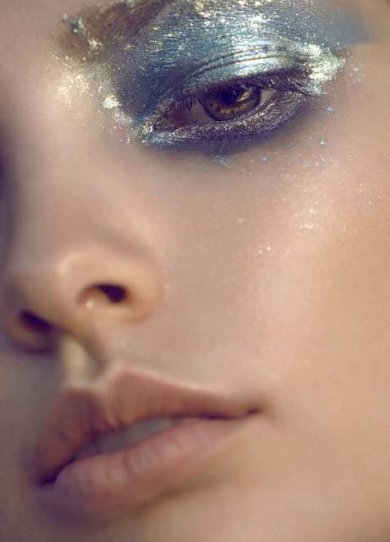 Nouvel An : 20 idÃ©es brillantes de maquillage pour les yeux 