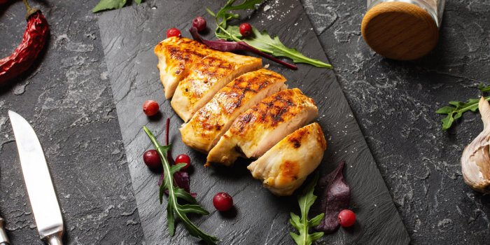 Les 8 conseils de Michel Cymes pour avaler moins de calories