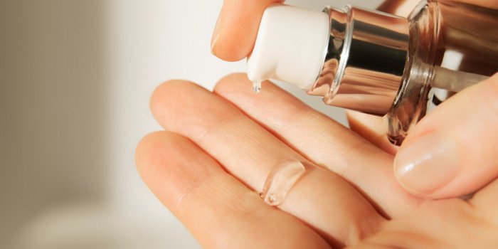 Anti-âge : quels sont les meilleurs actifs cosmétiques ?