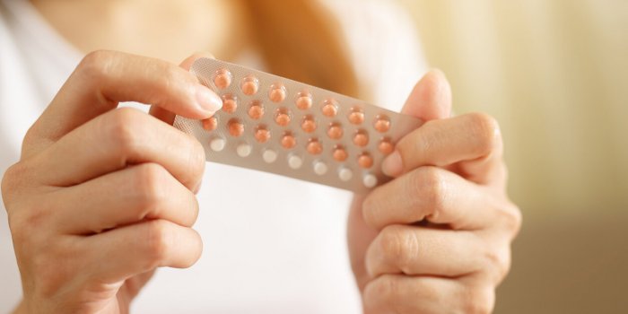 Pieds gonflés : ces médicaments qui peuvent les provoquer !