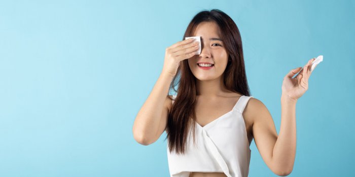 9 conseils dâun ophtalmo pour vous maquiller les yeux sans risque