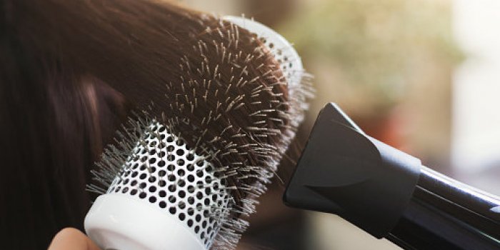 Cheveux : les bons accessoires pour en prendre soin