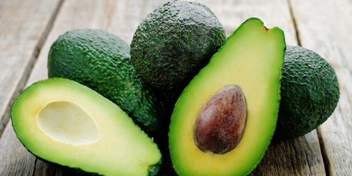 7 aliments qui favorisent la pousse des cheveux