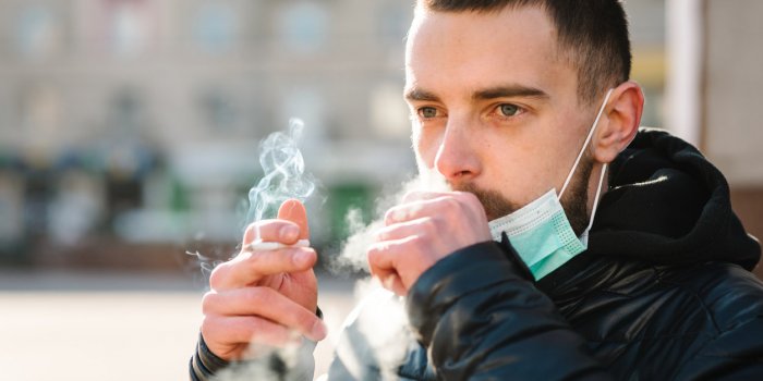 Toux persistante : 7 maladies graves qu'elle peut rÃ©vÃ©ler