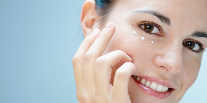 Les astuces pour prendre soin de sa peau après 50 ans
