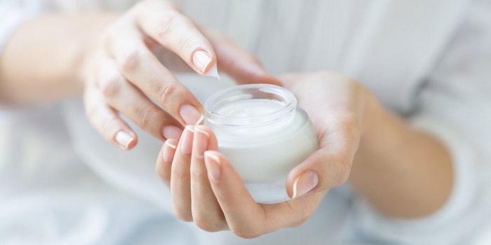 Les astuces pour prendre soin de sa peau après 50 ans