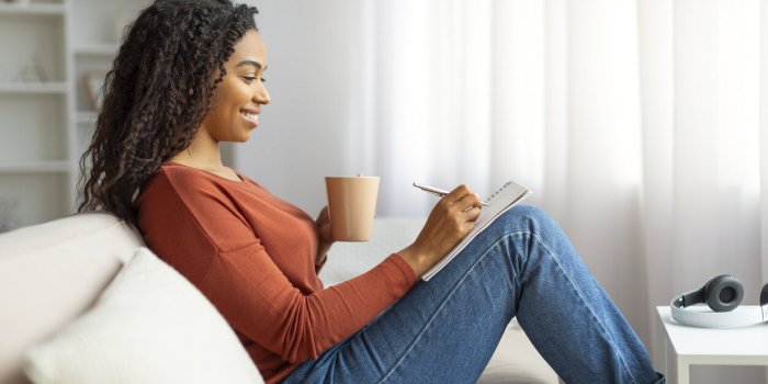 Transformer votre vie en 15 minutes par jour ? Voici 7 minis dÃ©fis sans effort 