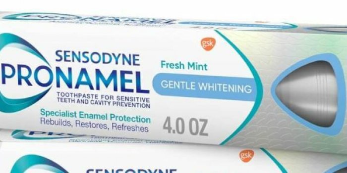 Dents sensibles : les 7 meilleurs dentifrices