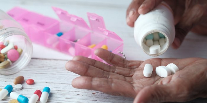 Ces médicaments qu'il ne faut jamais prendre avec un café