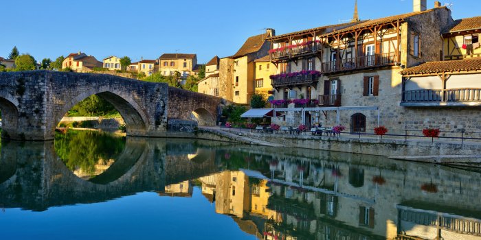 Covid : des signaux d'alerte dans 6 départements