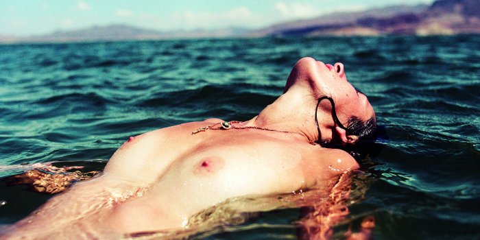 Cancer du sein : 30 photographes honorent le corps des femmes