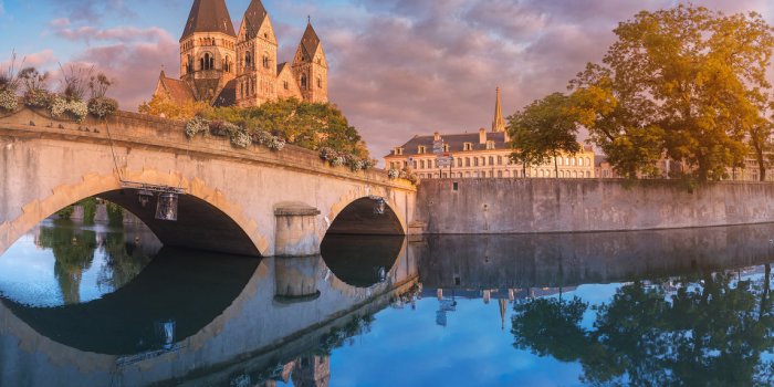 Covid-19 : les 12 villes où l'on compte le plus de cas