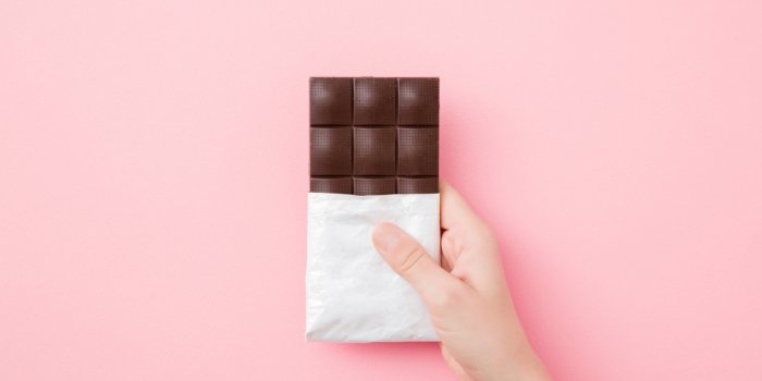 Noir, blanc, au lait... La liste des chocolats les moins gras