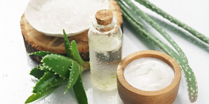 Vergetures sur les cuisses : quelles crÃ¨mes pour les faire disparaÃ®tre ?
