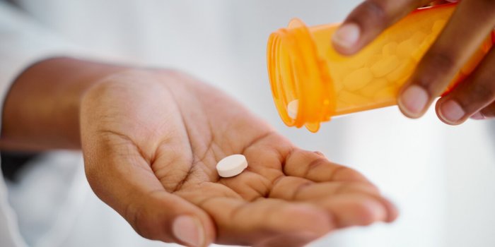 Attention à ces sept médicaments qui abîment les dents