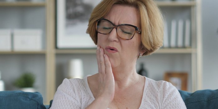 Ménopause : 6 symptômes que votre dentiste peut repérer