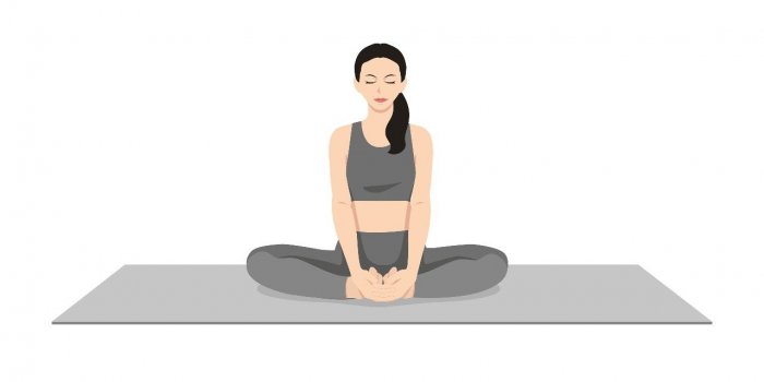 Ménopause : 5 postures de yoga hormonal pour mieux la vivre