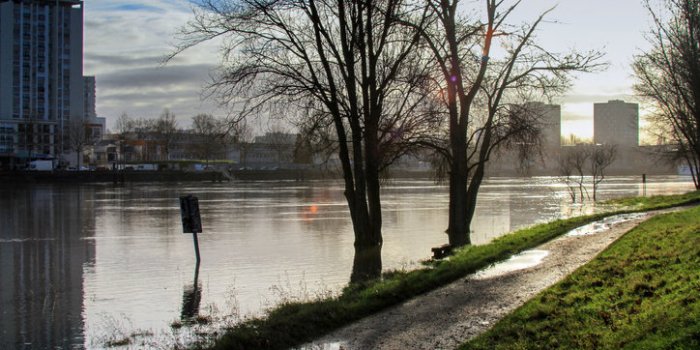 Covid-19, Omicron : ces dÃ©partements oÃ¹ le taux dâincidence dÃ©passe les 1000