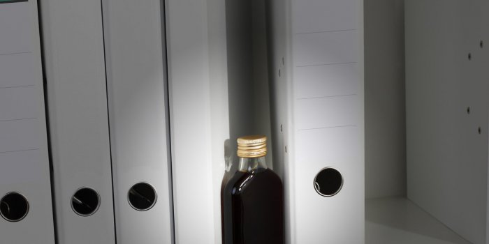 Alcoolisme fonctionnel : 17 signes que vous êtes alcoolique sans le savoir