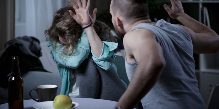 Sociopathe : 15 symptômes du trouble de la personnalité antisociale