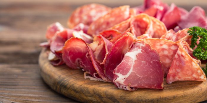 10 aliments que vous devriez bannir, selon l'hÃ´pital Mayo