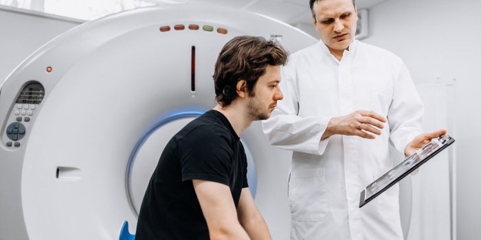 Cancer ancien ou rÃ©cent : les prÃ©cautions Ã  prendre en cas dâexposition au soleil