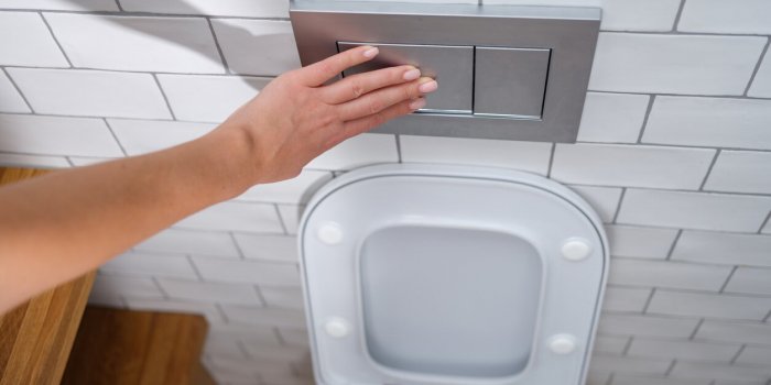 7 erreurs pour la santé à ne plus faire aux toilettes !