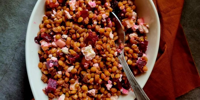 9 recettes de salades riches en protéinesÂ