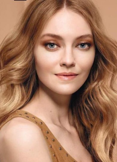 Cheveux longs : 6 coupes qui rajeunissent