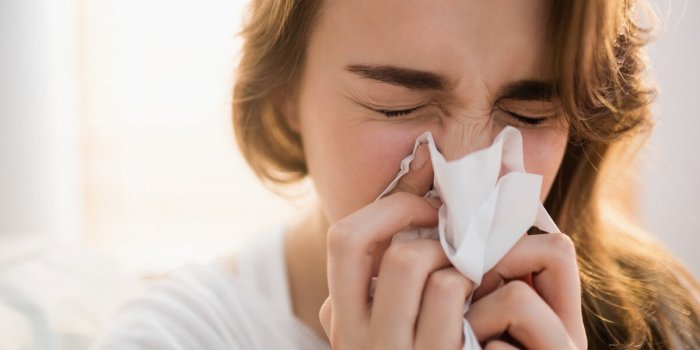 Nez qui coule en mangeant : les 6 aliments coupables