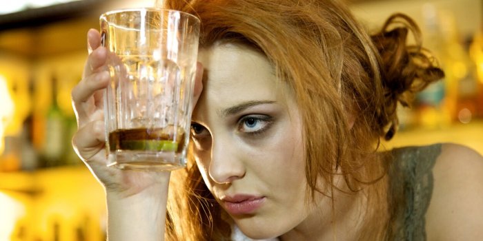 7 signes que la limite de consommation d'alcool est dÃ©passÃ©e